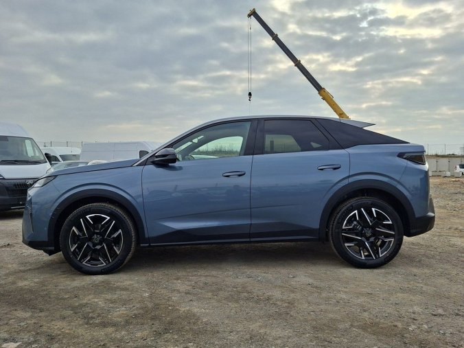 Peugeot 3008, Peugeot 3008 ALLURE Hybrid 145 e-DCS6, barva modrá