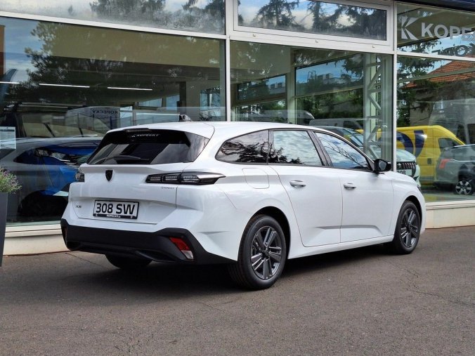 Peugeot 308, Peugeot 308 SW STYLE 1.5 BHDi 130K EAT8, barva bílá