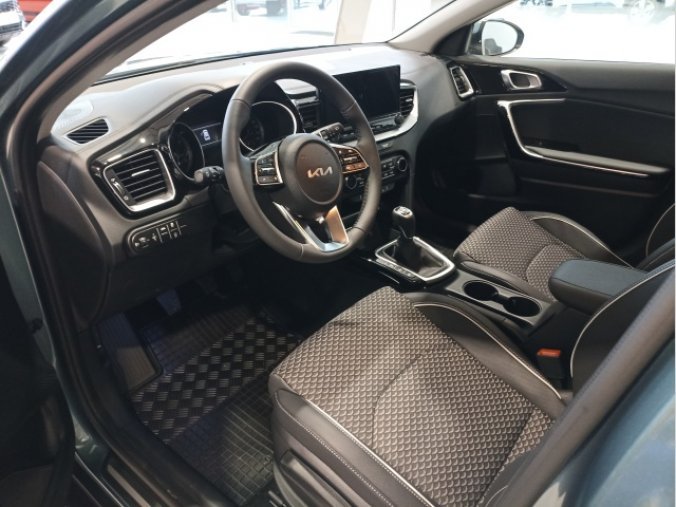 Kia XCeed, 1,5 T-GDi GPF EXCLUSIVE 118kw, barva šedá