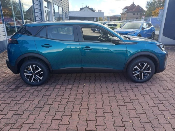 Peugeot 2008, Peugeot 2008 STYLE Hybrid 110 e-DCS6, barva modrá