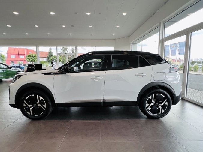 Peugeot 2008, Peugeot 2008 GT Elektro, e-dojezd 341km, barva bílá