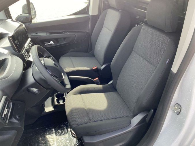 Peugeot Partner, Peugeot Partner Furgon L1 PureTech 110 MAN6, barva bílá