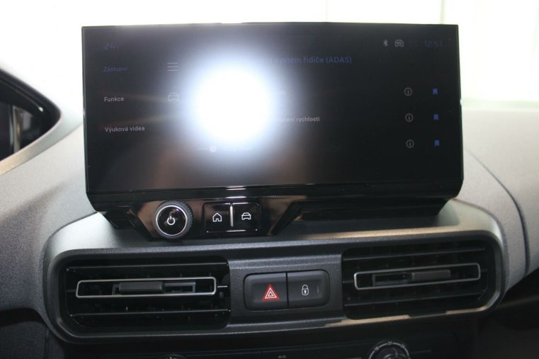 Peugeot Rifter, Peugeot Rifter ALLURE BlueHDi 100 S&S MAN6 N1, barva stříbrná