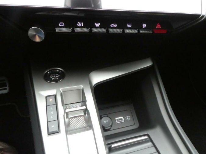 Peugeot 408, Peugeot 408 GT PT 130k EAT8, barva šedá