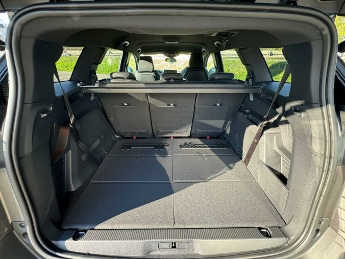 Peugeot 5008, Peugeot 5008 ALLURE PACK BlueHDi 130 EAT 8, barva šedá