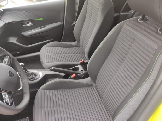 Peugeot 208, Peugeot 208 STYLE 1.2 TURBO 100k MAN6, barva žlutá