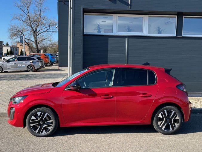 Peugeot 208, Peugeot 208 ALLURE Turbo 100  MAN6, barva červená