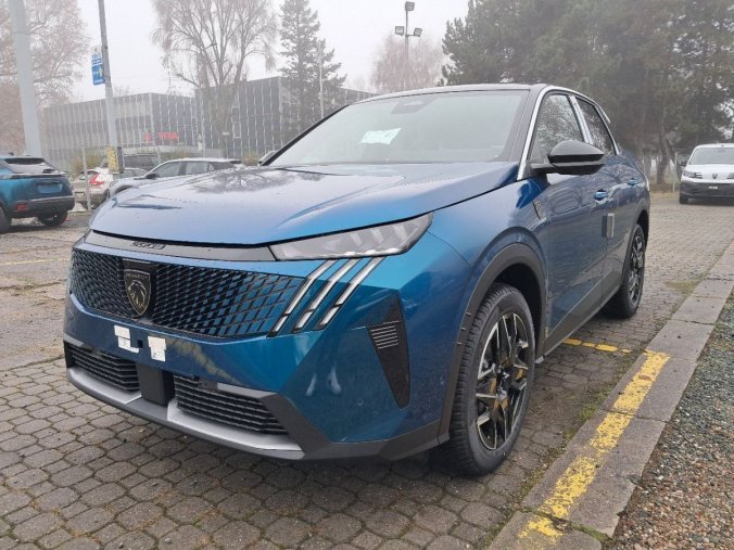 Peugeot 3008, Peugeot 3008 3008 GT Hybrid 145 e-DCS6, barva modrá