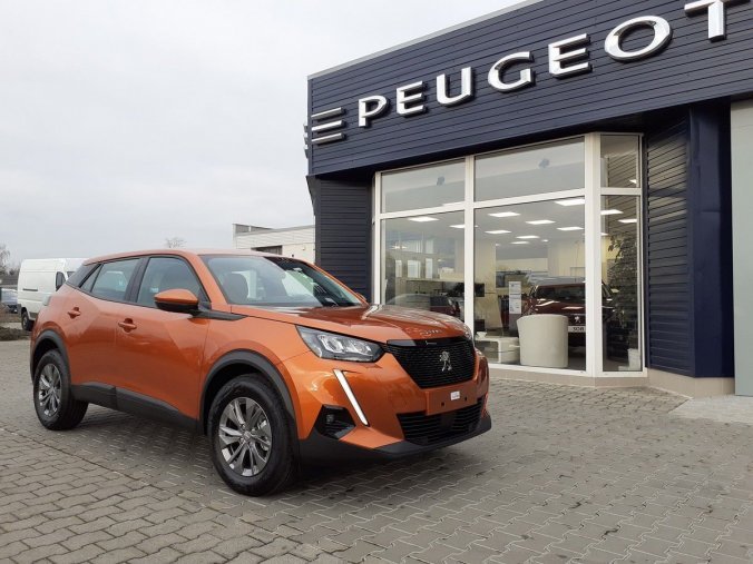 Peugeot 2008, Active 1,2 PureTech 100k, barva oranžová