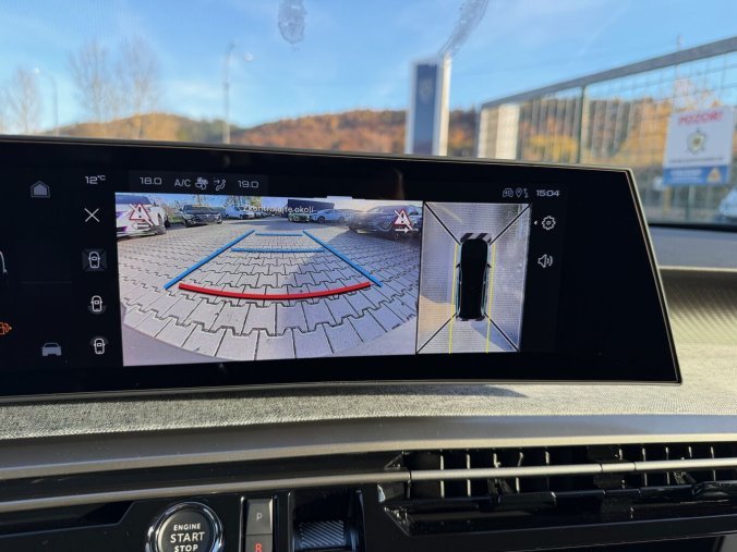 Peugeot 5008, Peugeot 5008 ALLURE Hybrid 145 e-DCS6 5míst, barva modrá