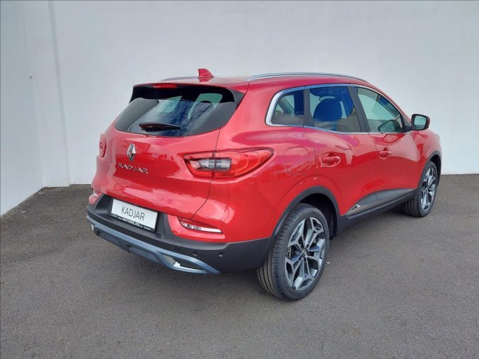 Renault Kadjar, 1,3 TCe 160 EDC  Intens, barva červená