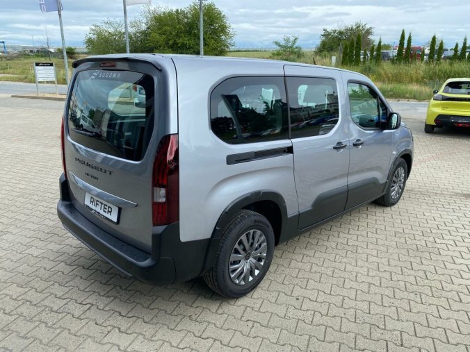 Peugeot Rifter, Peugeot Rifter Long Allure BlueHDi 130S&SMAN6, barva šedá