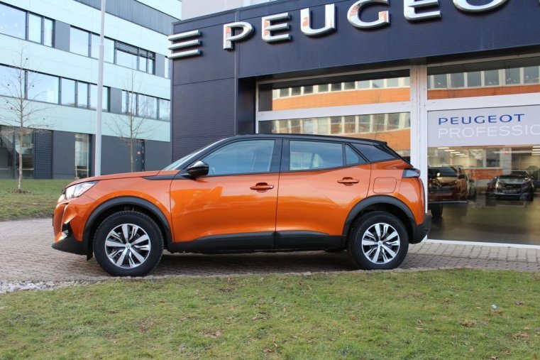 Peugeot 2008, ACTIVE 1.2 PT 100k MAN6 LEDEN, barva oranžová