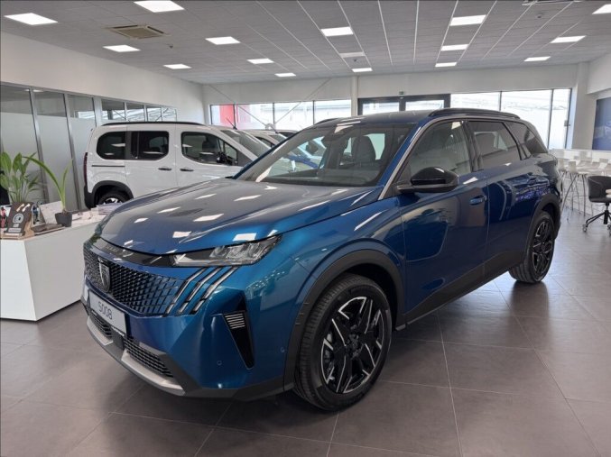 Peugeot 5008, Peugeot 5008 1,2 BUSINESS Hybrid 145 e-DCS6, barva modrá