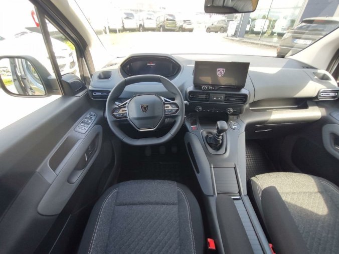 Peugeot Rifter, Peugeot Rifter ALLURE 1.5 HDI 130k MAN6 7míst, barva stříbrná
