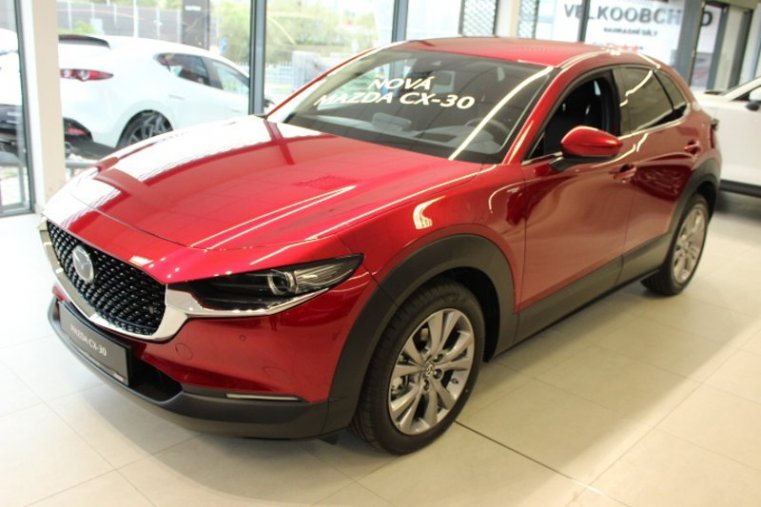 Mazda CX-30, 2,0X 180k, barva červená