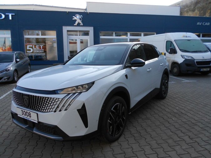 Peugeot 3008, Peugeot 3008 GT Hybrid 136 e-DCS6, barva bílá
