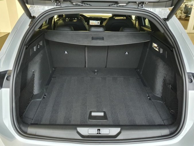 Peugeot 308, Peugeot 308 SW GT BHDi 130k EAT8, barva bílá