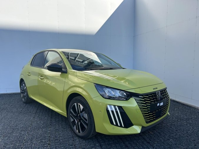 Peugeot 208, Peugeot 208 ALLURE Elektromotor 100 kW/136, barva zelená