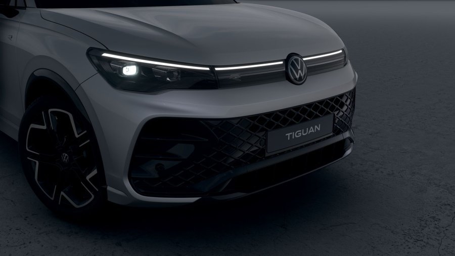 Volkswagen Tiguan, Tiguan R-Line 1,5 eTSI 110 kW mHEV, barva bílá