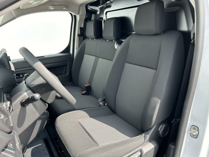 Peugeot Expert, Peugeot Expert Furgon L2 2.0 BlueHDi 145 MT, barva bílá