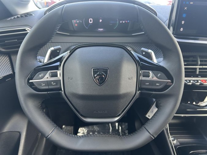 Peugeot 208, Peugeot 208 ALLURE Hybrid 110 e-DCS6, barva zelená