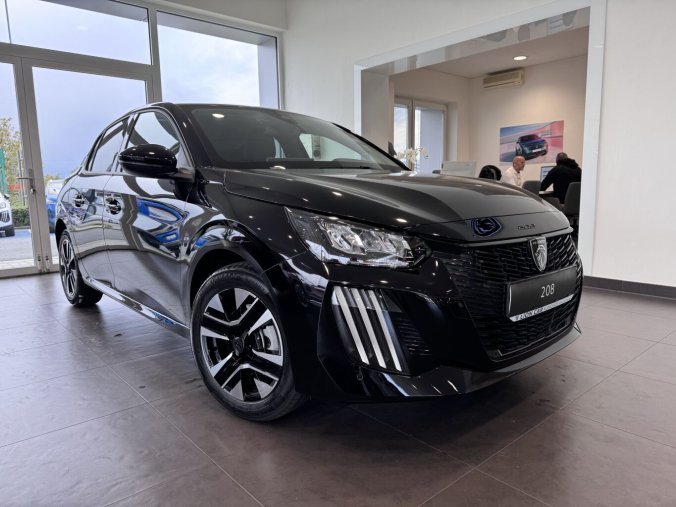 Peugeot 208, Peugeot 208 ALLURE, 100 koní, Visiopark, barva černá