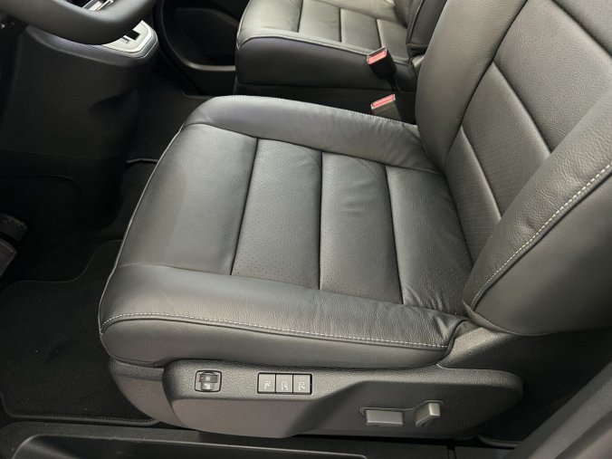 Peugeot Traveller, Peugeot Traveller Allure L3 2.2 BlueHDi 180 S&S EAT8, barva šedá