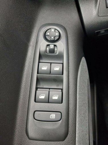 Peugeot Rifter, Peugeot Rifter ALLURE BHDi 100k MAN6 hom.N1, barva bílá