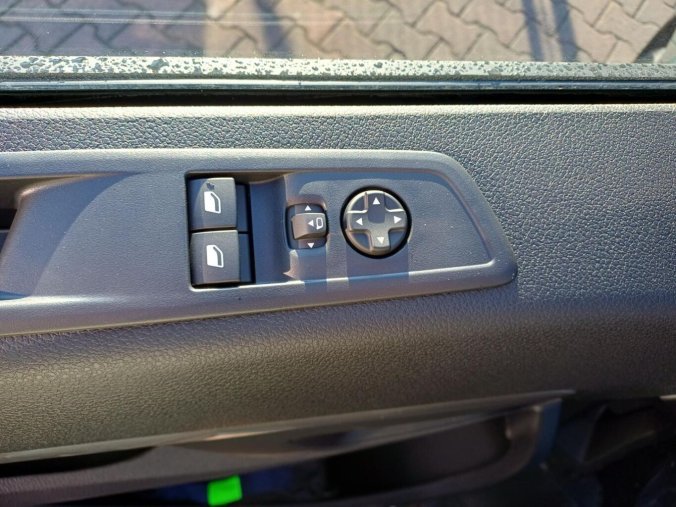 Peugeot Traveller, Peugeot Traveller Active L2 2.2 BlueHDi 150 MAN, barva zelená