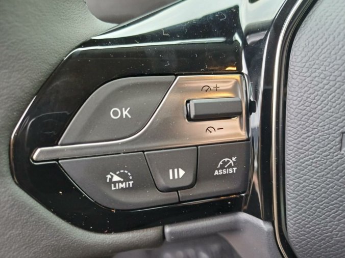 Peugeot Rifter, Peugeot Rifter ALLURE 1.5 BlueHDi 130k, barva bílá
