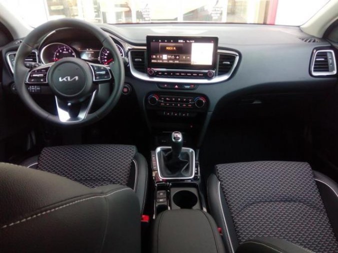 Kia XCeed, 1.5 T-GDi GPF TOP MY23 Face, barva zelená