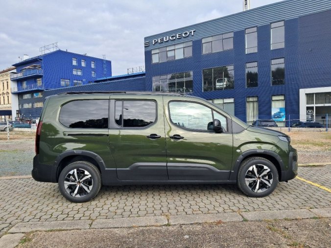 Peugeot Rifter, Peugeot Rifter LONG GT BlueHDi 130 S&S EA, barva zelená