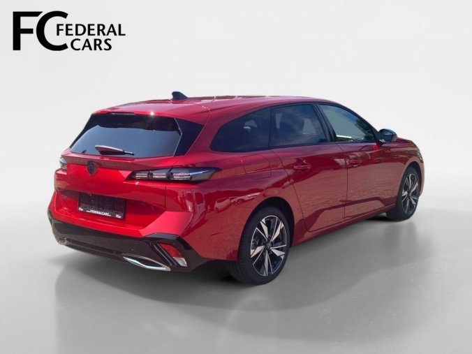 Peugeot 308, Peugeot 308 SW ALLURE BlueHDi 130 S&S EAT8, barva červená