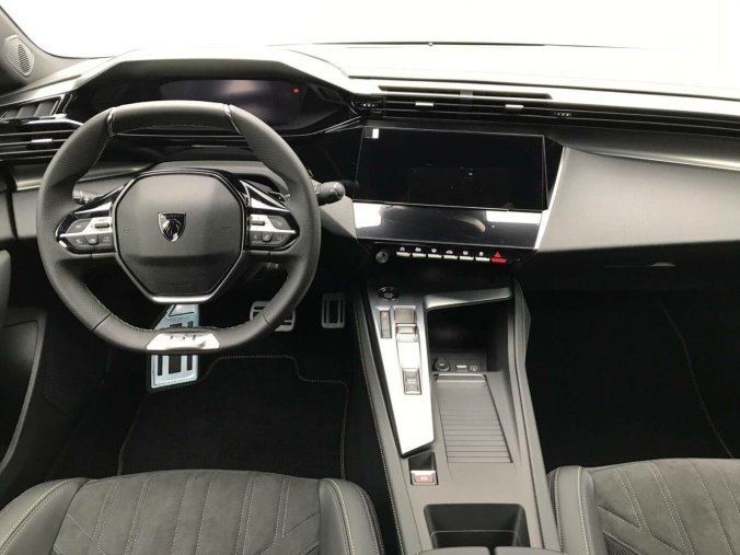 Peugeot 408, Peugeot 408 GT Hybrid e-DCS6 1,2 PureTech, barva modrá