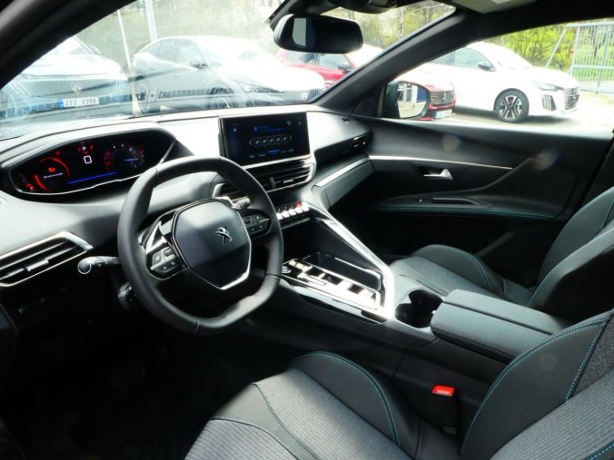 Peugeot 5008, Peugeot 5008 ALLURE PACK 1.5 BHDi 130k EAT8, barva šedá