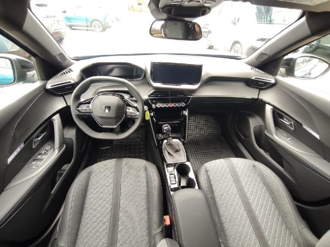 Peugeot 2008, Peugeot 2008 ALLURE 1.2 100k MAN6, barva modrá