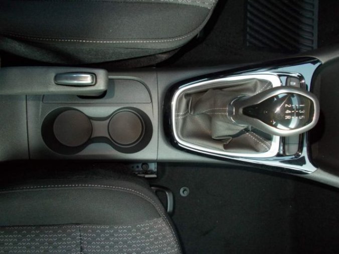 Jeep Renegade, Night Eagle 1.3 Turbo GSE 150k, barva červená