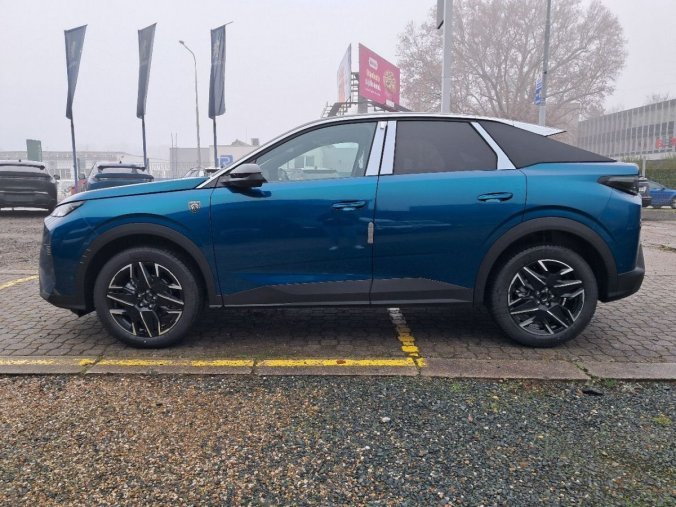 Peugeot 3008, Peugeot 3008 3008 GT Hybrid 145 e-DCS6, barva modrá