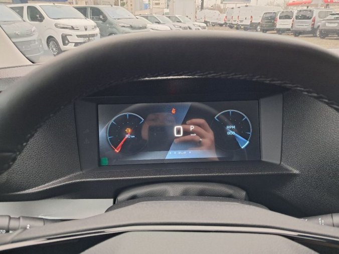 Peugeot Traveller, Peugeot Traveller Active Long 2.0 BlueHDi 180 S&, barva šedá