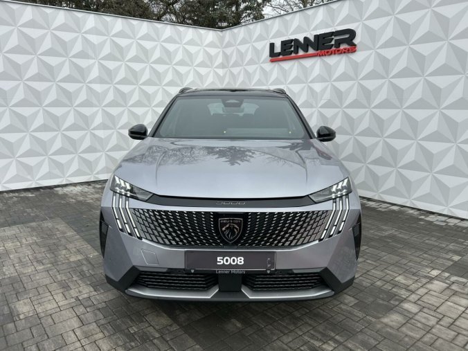 Peugeot 5008, Peugeot 5008 GT Hybrid 145 e-DCS6, barva stříbrná