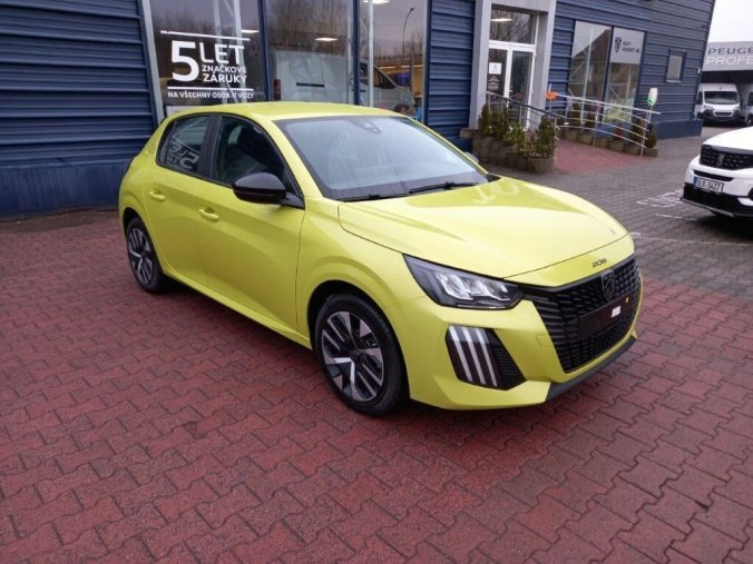Peugeot 208, Peugeot 208 Style PureTech 1.2 7 let zár., barva zelená
