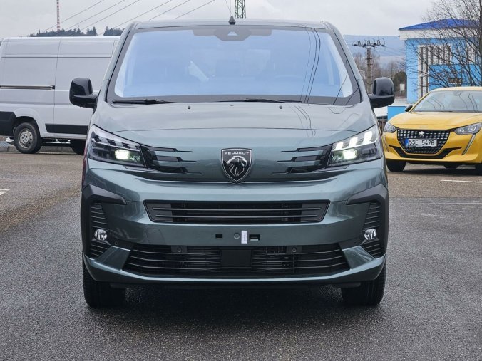 Peugeot Traveller, Peugeot Traveller Long ALLURE 2.0 BHDi 180k EAT8, barva zelená