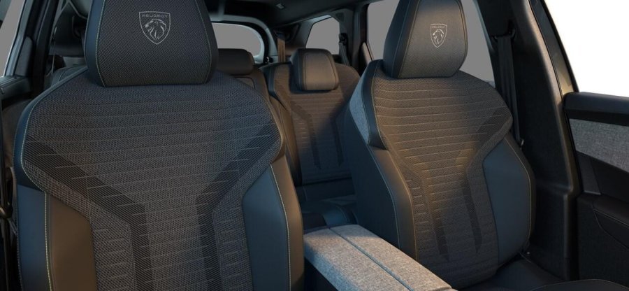 Peugeot 5008, Peugeot 5008 GT Hybrid 145k e-DCS6, barva šedá