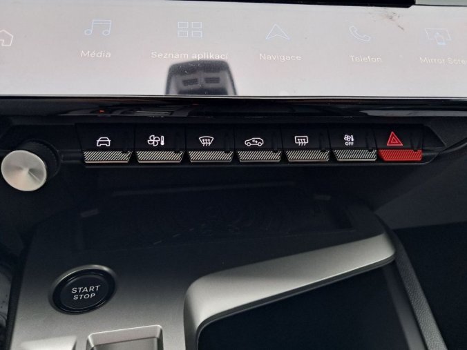 Peugeot 308, Peugeot 308 SW ALLURE Hybrid 145 e-DCS6, barva bílá