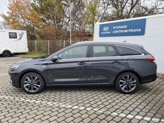 Hyundai i30, 1,5 T-GDI 117 kW DCT MHEV, barva šedá