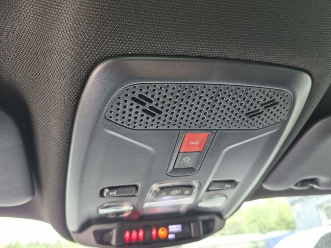 Peugeot 2008, Peugeot 2008 STYLE PureTech 100 S&S MAN6, barva šedá
