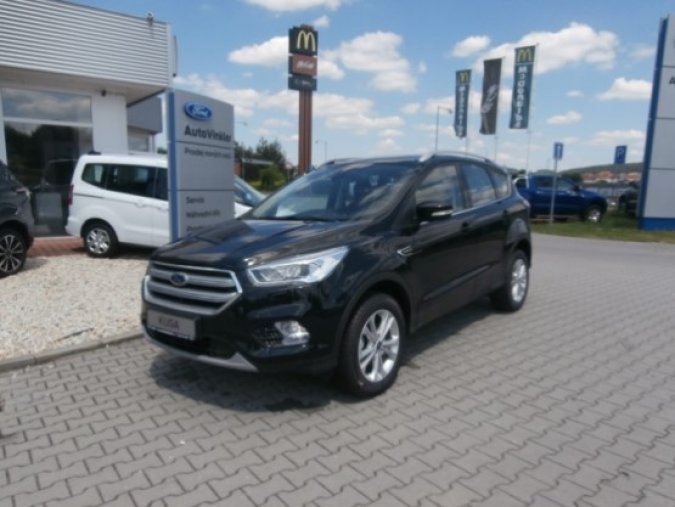 Ford Kuga, 1.5 EcoBoost, barva černá