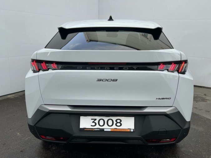 Peugeot 3008, Peugeot 3008 ALLURE Hybrid e-DCS6 1,2, barva bílá