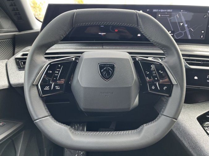 Peugeot 3008, Peugeot 3008 ALLURE Hybrid 145 e-DCS6, barva černá